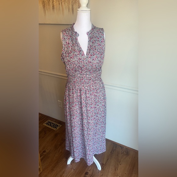 GAP Floral Midi Dress in Pink and White - Picture 2 of 8